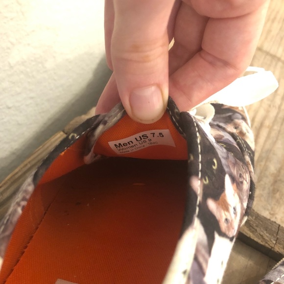 Vans | ASPCA Limited Edition Cat Print Sneakers - Picture 9 of 10